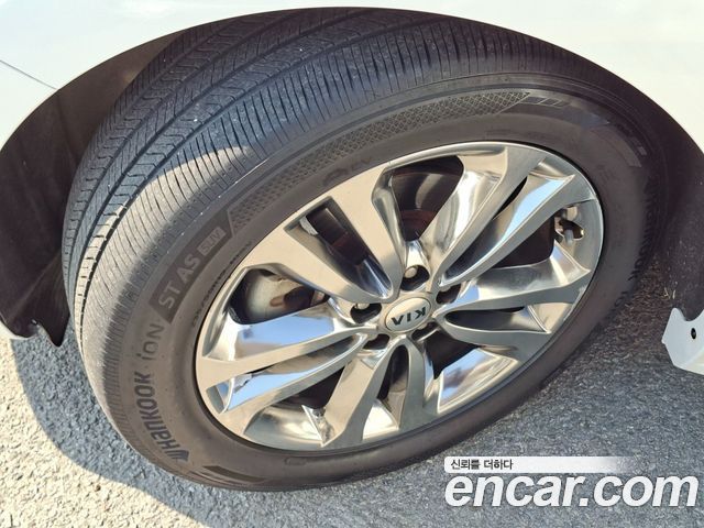 Kia Canival 2018 — photo 5
