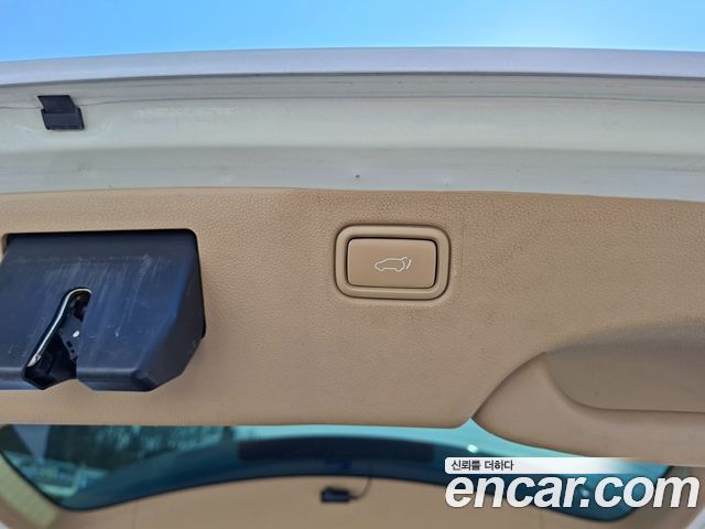 Kia Canival 2018 — photo 17