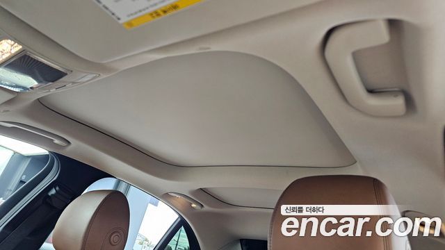 Mercedes-Benz E-Class 2019 — photo 23