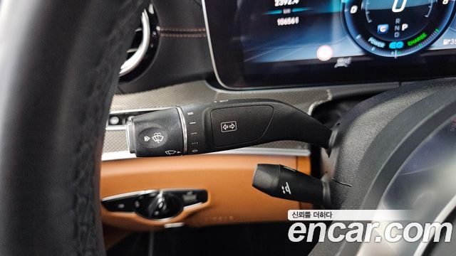 Mercedes-Benz E-Class 2019 — photo 30