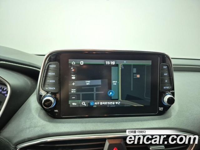 Hyundai Santafe 2020 — photo 13
