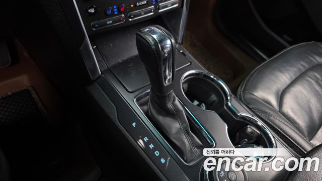 Ford Explorer 2017 — photo 9