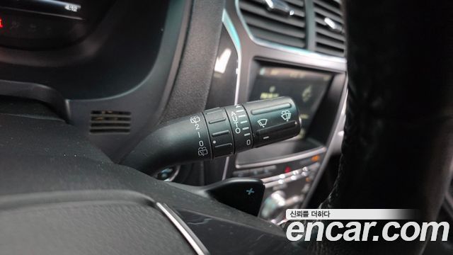 Ford Explorer 2017 — photo 19