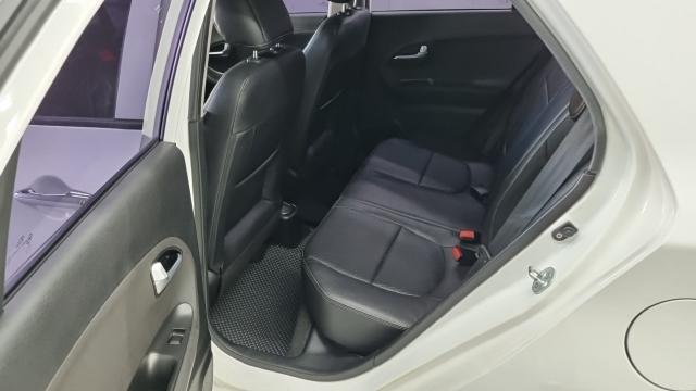 Kia morning 2012 — photo 12