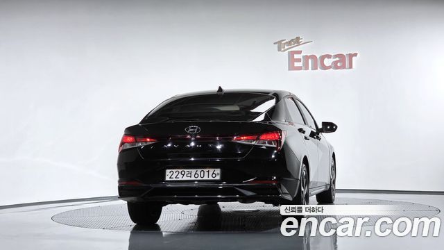 Hyundai AVANTE 2021 — photo 4