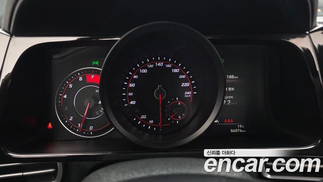 Hyundai AVANTE 2021 — photo 11