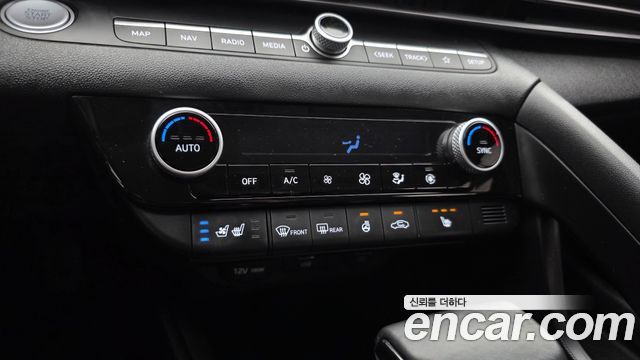 Hyundai AVANTE 2021 — photo 23
