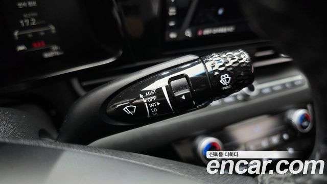 Hyundai AVANTE 2021 — photo 25