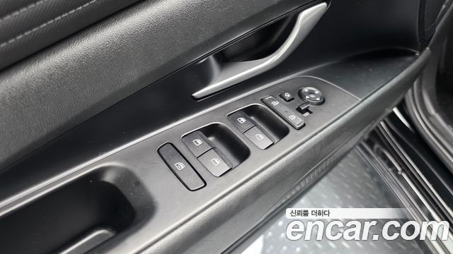 Hyundai AVANTE 2021 — photo 26