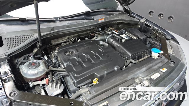 Volkswagen Tiguan 2020 — photo 6