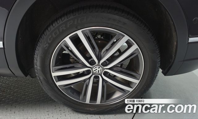 Volkswagen Tiguan 2020 — photo 7