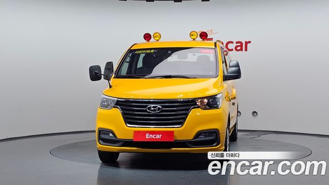Hyundai Starex 2019 — photo 3