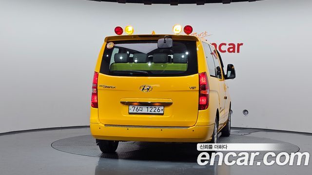 Hyundai Starex 2019 — photo 4