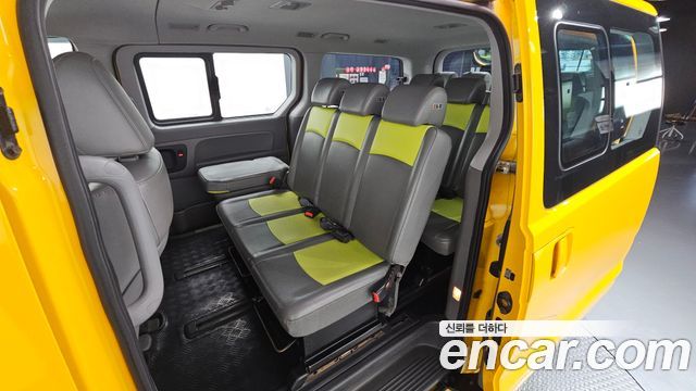 Hyundai Starex 2019 — photo 18