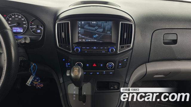 Hyundai Starex 2019 — photo 20