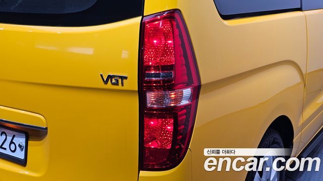 Hyundai Starex 2019 — photo 9