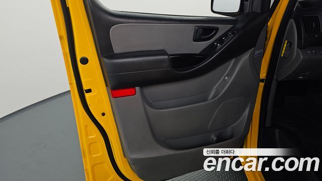 Hyundai Starex 2019 — photo 14
