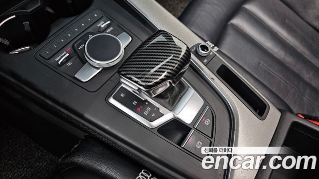 Audi A4 2016 — photo 9