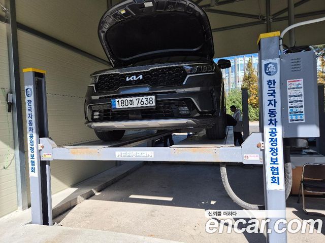 Kia Sorento 2023 — photo 1