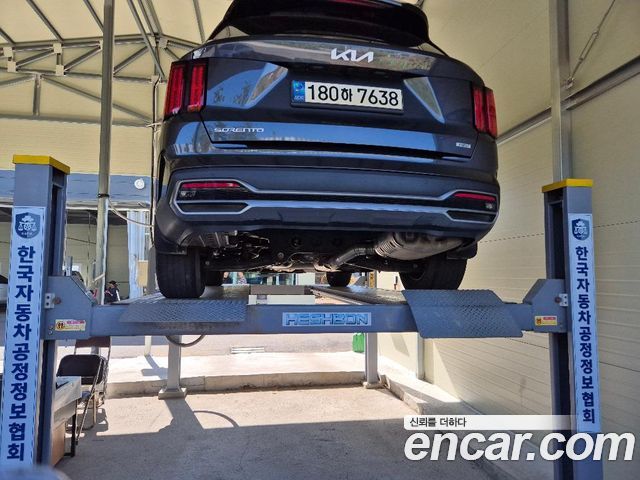 Kia Sorento 2023 — photo 2