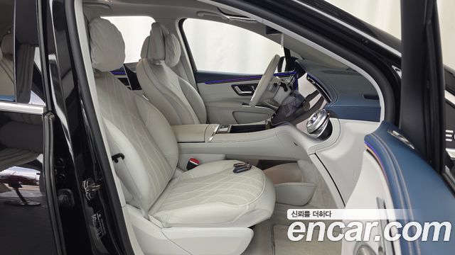 Mercedes-Benz EQS 2023 — photo 17