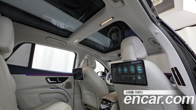 Mercedes-Benz EQS 2023 — photo 29