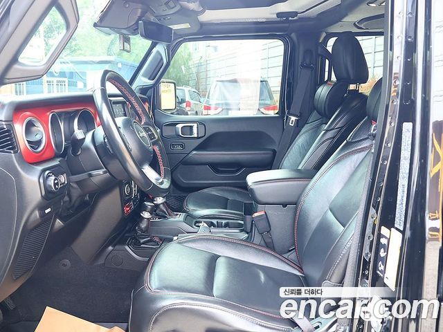 Jeep Gladiator 2021 — photo 13