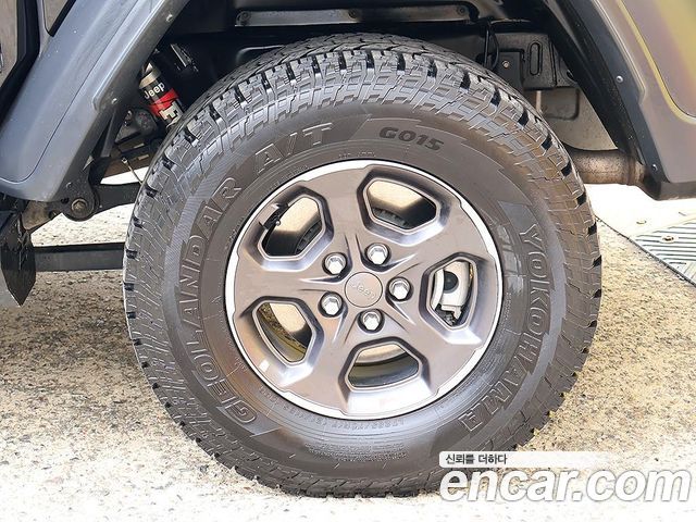 Jeep Gladiator 2021 — photo 17