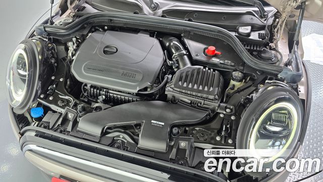 Mini Cooper 2024 — photo 6