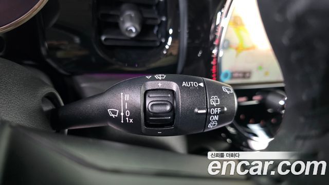 Mini Cooper 2024 — photo 28