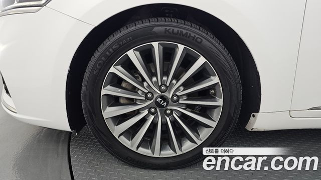 Kia K7 2017 — photo 5
