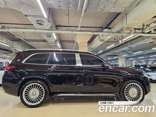 Mercedes-Benz GLS-Class 2023 — photo 3