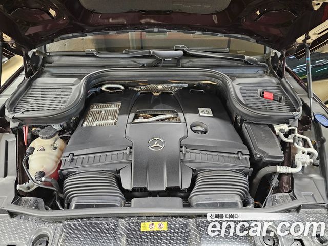 Mercedes-Benz GLS-Class 2023 — photo 6