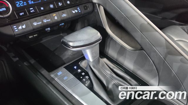 Hyundai AVANTE 2023 — photo 12