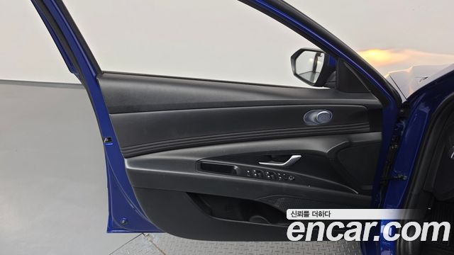 Hyundai AVANTE 2023 — photo 14