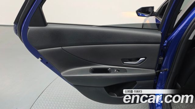 Hyundai AVANTE 2023 — photo 15