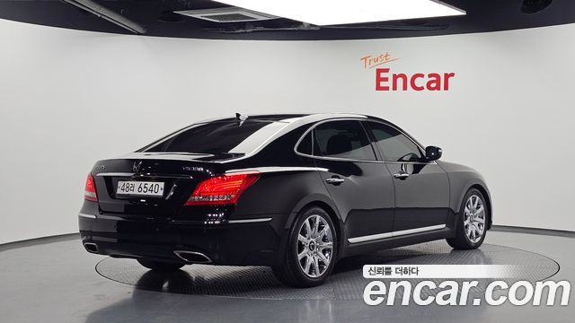 Hyundai Equus 2012 — photo 2