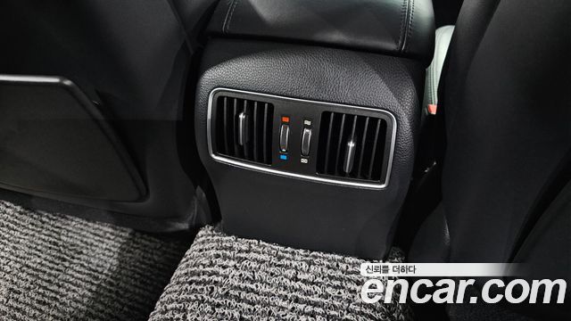 Hyundai Equus 2012 — photo 31