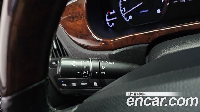 Hyundai Equus 2012 — photo 35