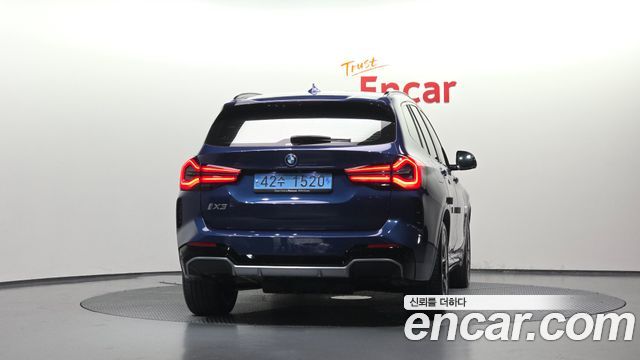 BMW iX3 2024 — photo 4