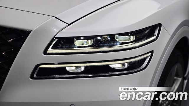 Genesis GV80 2021 — photo 8