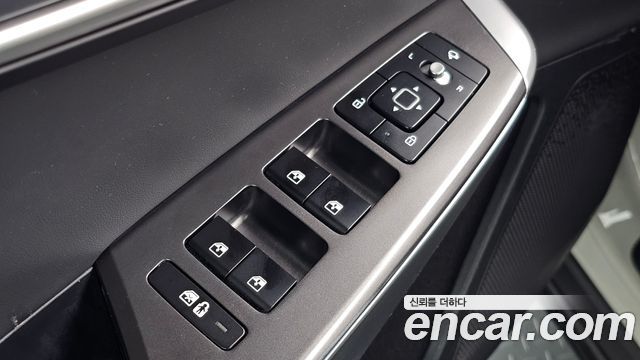 Kia EV6 2023 — photo 19
