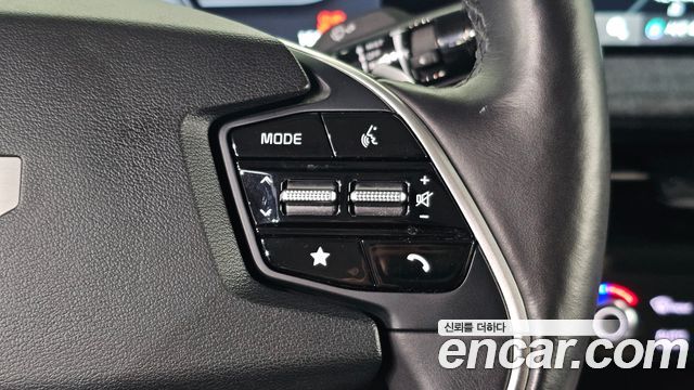 Kia EV6 2023 — photo 24