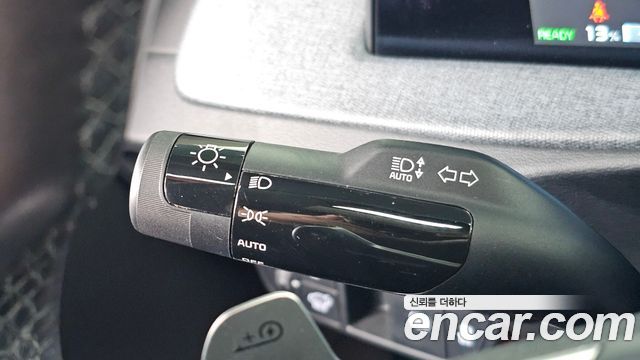 Kia EV6 2023 — photo 25