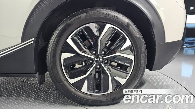 Kia EV6 2023 — photo 7