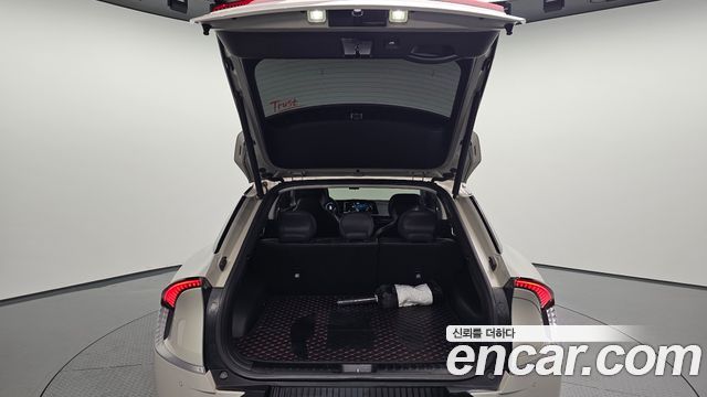 Kia EV6 2023 — photo 38