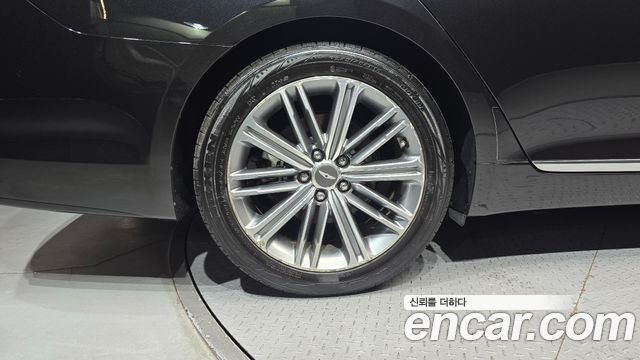 Genesis G80 2018 — photo 5