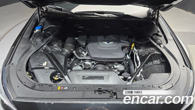Genesis G80 2018 — photo 6
