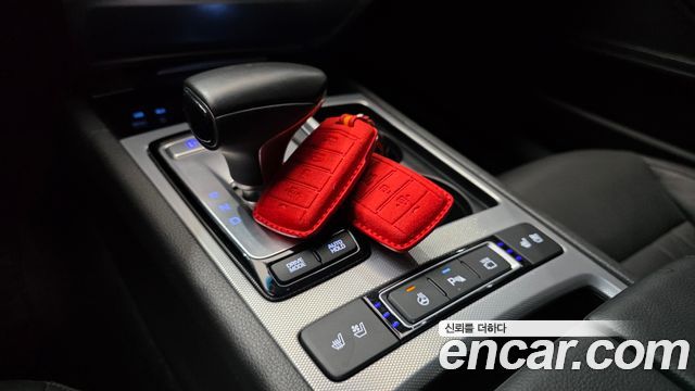 Genesis G80 2018 — photo 12