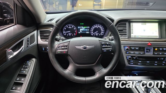 Genesis G80 2018 — photo 19